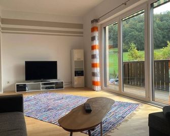 Ferienwohnung Blumenau - Bad Berneck im Fichtelgebirge - Living room