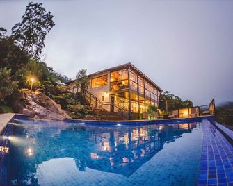 Discovery Canyon - Praia Grande - Piscina