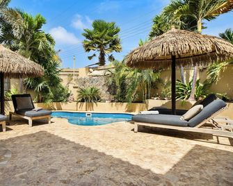 Bamboo Bali Bonaire - Kralendijk - Piscina