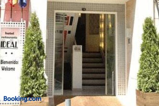 Hotel Ideal - Villarrobledo - Building