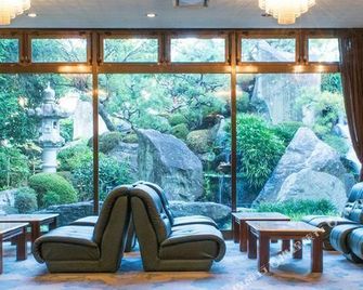 Hotel Heian - Fuefuki - Lounge