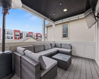 Short North Convention King Bed Free Parking - Columbus - Balcony