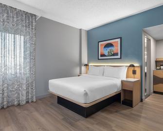 DoubleTree by Hilton Phoenix Midtown - Phoenix - Habitación