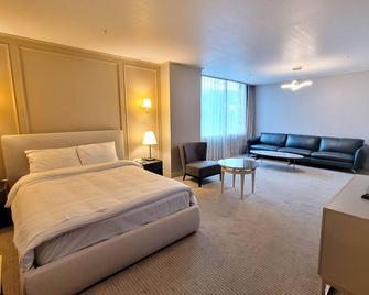 Queenvell Hotel - Daegu - Habitación
