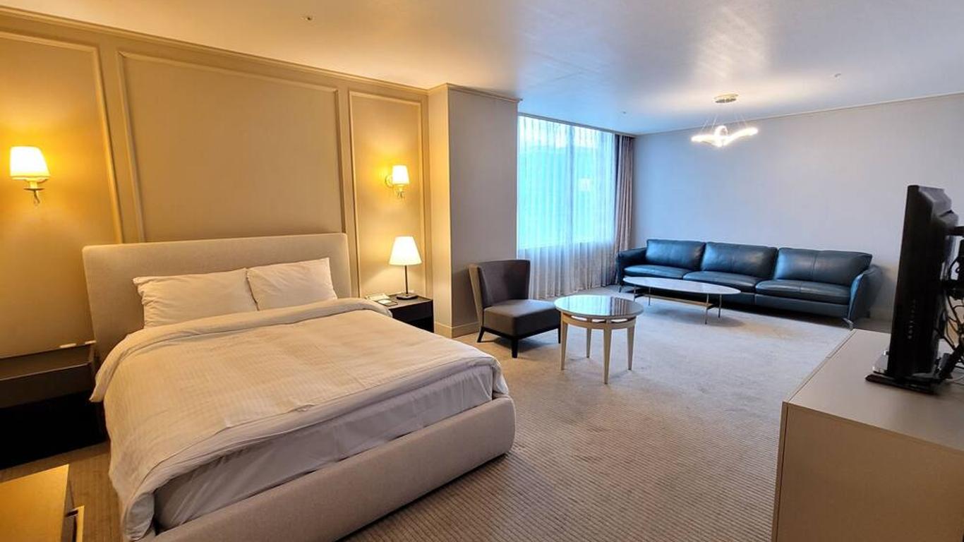 Queenvell Hotel