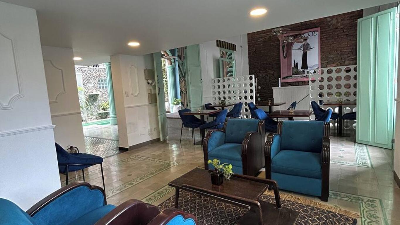 Casa Verde Hotel