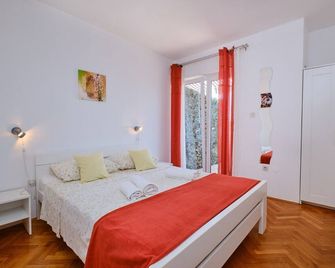 Apartment Ruzica 1, suitable for 4 people, located on Malin, in Mali Lošinj. - Mali Lošinj - Kamar Tidur