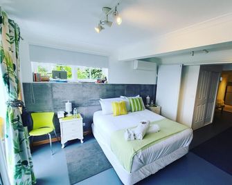 Applebay Guest House - Midway Point - Bedroom