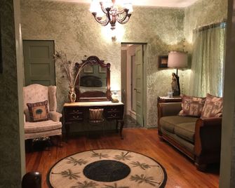 Casa Coquina del mar Bed and Breakfast - Titusville - Olohuone