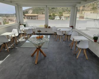 Ponente & Maestro Rooms - Favignana - Restaurant