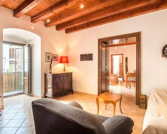 Nice apartment in Palazzo Vatticani - Palermo - Living room