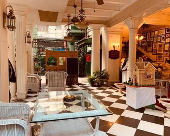 The Elgin Fairlawn Kolkata - Kolkata - Lobby