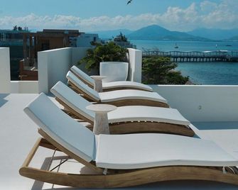 Sanya Xing'an Holiday Home - Sanya - Balkon