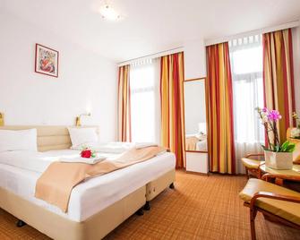 Hotel Dana 2 - Satu Mare - Chambre