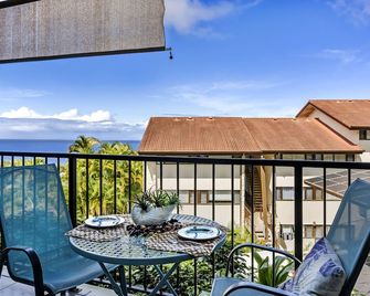 Lovely Cooler Elevation Condo | Ocean View | Free Late Checkout - Kealakekua - Balcony