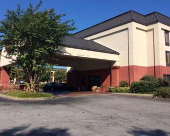 Wingate by Wyndham Goodlettsville - Goodlettsville - Rakennus