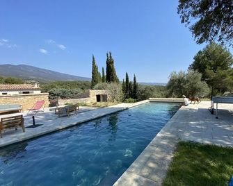 Mas du LOop: with heated swimming pool on large grounds surrounded by nature - Bedoin - Piscina