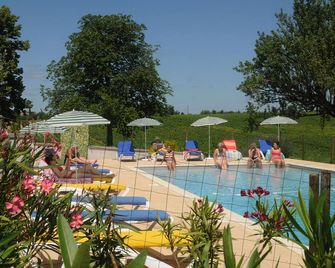 Les Landes gite 'Sol' workshops - Cahuzac-sur-Vère - Zwembad