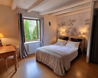 Les Jardins de Kuz - Bernin - Habitación