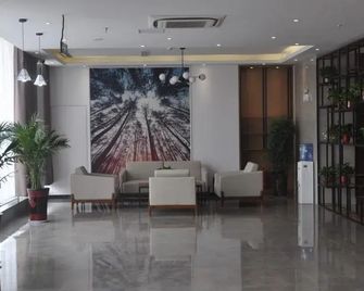 Greentree Inn Shangqiu Zhecheng Shanghai Road - Shangqiu - Lobby