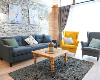 Villa Letizia & Raphael w Sauna near Pirin Golf Resort - Razlog - Living room