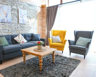Villa Letizia & Raphael w Sauna near Pirin Golf Resort - Razlog - Salon