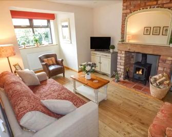 Beacon Cottage - Malvern - Obývací pokoj