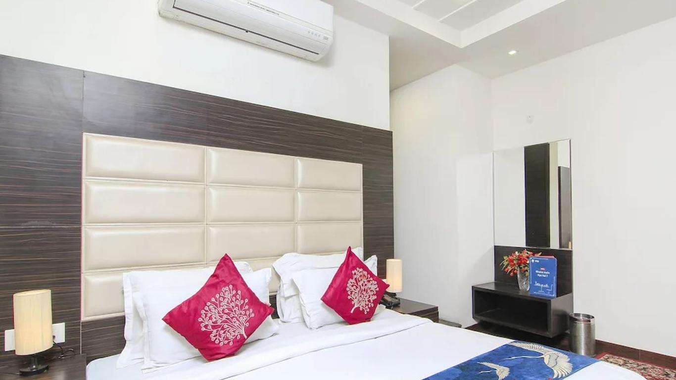 Oyo 3232 Royal Inn