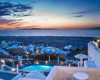 Finikia Memories Hotel - Oia - Pool