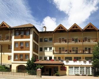 Villa Rosa - Campitello di Fassa - Edificio