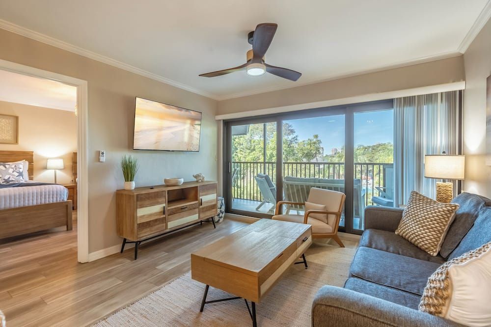 Park Shore Resort by Mike Z Rentals - Naples