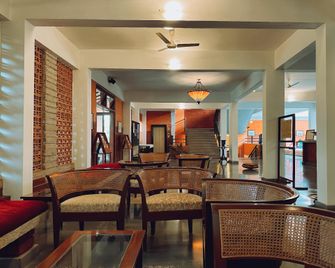 Olde Bangalore Resort and Wellness Center - Bengaluru - Lobby