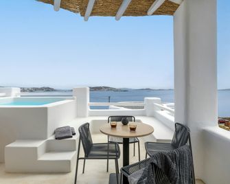 Rocabella Mykonos Hotel, a Member of Design Hotels - Agios Stefanos - Balcony