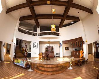 Villa Infinity by The Sea - Dāpoli - Lobby