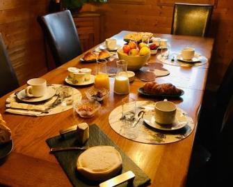 Le Paret Akwaba - Thônes - Essbereich