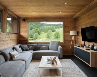 Le Grand V, chalet de luxe avec piscine intérieure - Ban-sur-Meurthe-Clefcy - ห้องนั่งเล่น