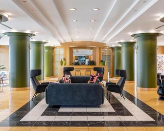 B&b Hotel Cuneo Cristal - Cuneo - Salónek