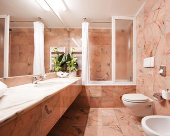 Montresor Hotel Tower - Bussolengo - Bad