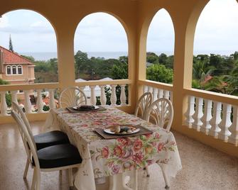 Lagardan Ocean View - Boscobel - Balkon