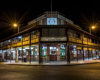 Imperial Hotel Coonabarabran - Coonabarabran - Gebouw