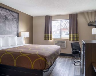 Super 8 by Wyndham Merrillville - Merrillville - Schlafzimmer