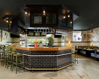Graduate by Hilton Lincoln - Lincoln - Bar