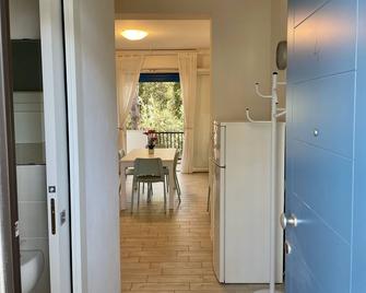 Appartamento Villa Antonietta 3, Immerso nel Verde a Pochi Minuti Dalla Spiaggia - San Michele al Tagliamento - Sala pranzo