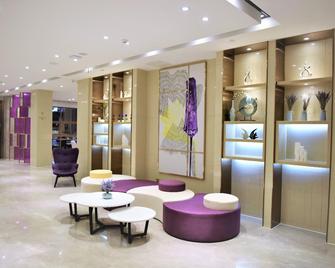 Lavande Hotels·Zhuhai Gongbei Port Fuhuali - Zhuhai - Lobby