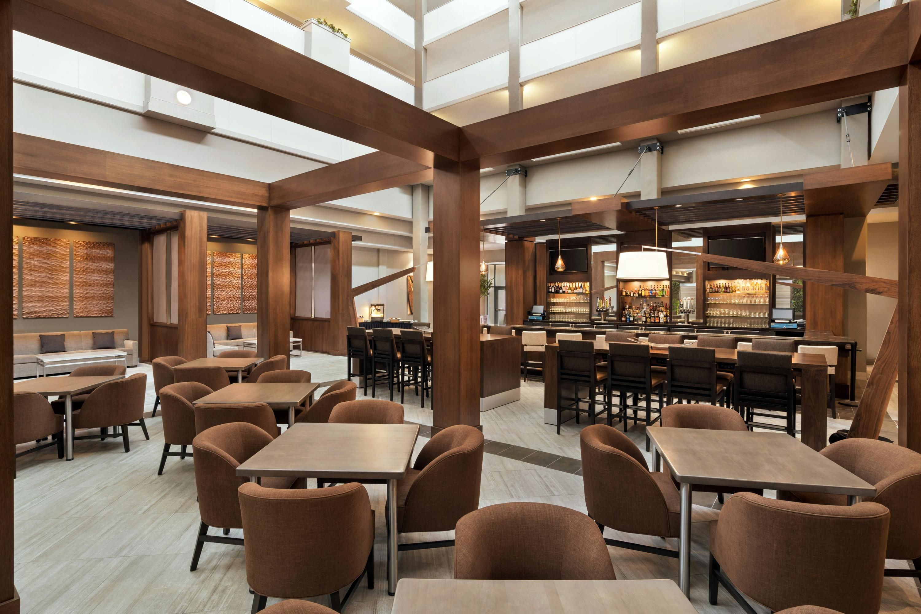 Embassy Suites by Hilton Brunswick - ברנסוויק - מסעדה