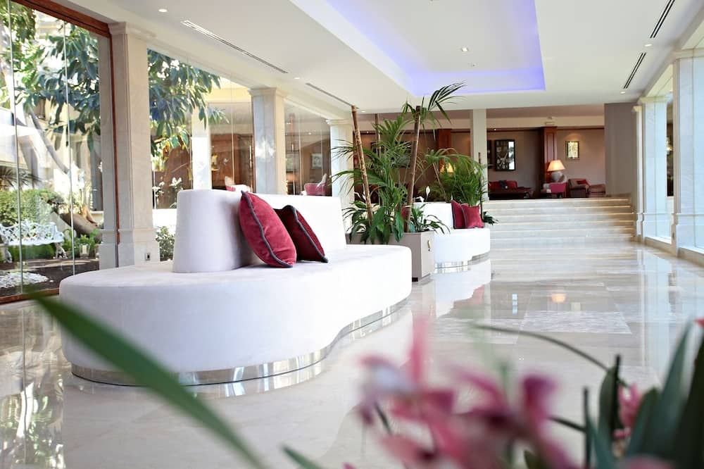 هوتل سون كاليو سبا أواسيس سوبريور - بالما نوفا - ردهة