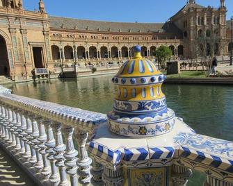Nochela Sevilla - Sevilla
