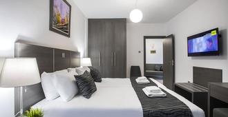 Blazer Residence - Larnaca - Bedroom