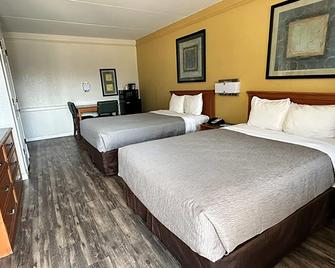 Super 8 by Wyndham Nacogdoches Near University - Nacogdoches - Camera da letto