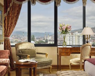 Swiss Diamond Hotel Prishtina - Pristina - Salon